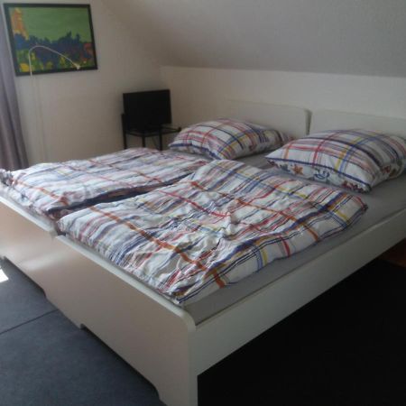 Ruhiges Zimmer Direkt An Den Leineauen Hemmingen  Eksteriør billede